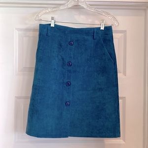Versatile corduroy skirt for fall!